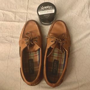 SPERRY TOP-SIDER CONWAY BOAT SHOE + LEATHER BALSAM